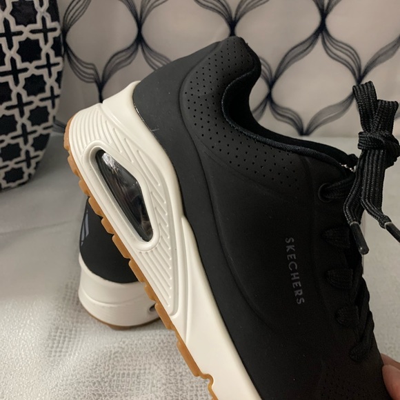 Skechers Women Uno-Stan on Air Black size 6 or 7.5 - Picture 8 of 16